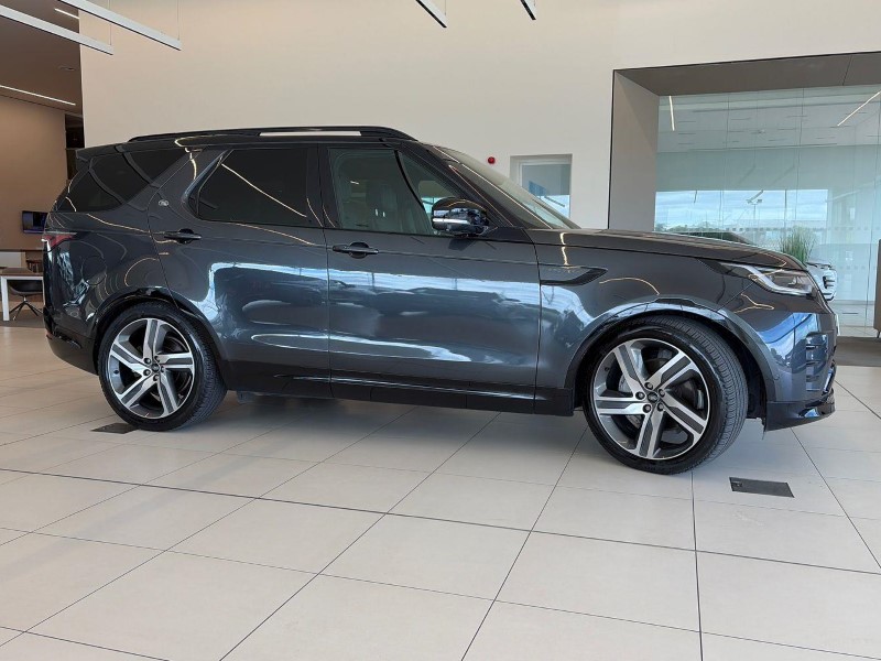 2022 (22) LAND ROVER DISCOVERY 3.0 D300 R-Dynamic HSE 5dr Auto 5554408