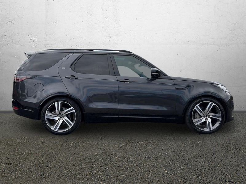 2022 (22) LAND ROVER DISCOVERY 3.0 D300 R-Dynamic HSE 5dr Auto 5554355