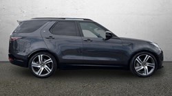 2022 (22) LAND ROVER DISCOVERY 3.0 D300 R-Dynamic HSE 5dr Auto 5554355