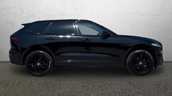 2023 (23) JAGUAR F-PACE 2.0 D200 R-Dynamic SE 5dr Auto AWD 5551924
