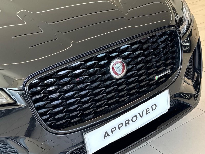2023 (23) JAGUAR F-PACE 2.0 D200 R-Dynamic SE 5dr Auto AWD 5551961