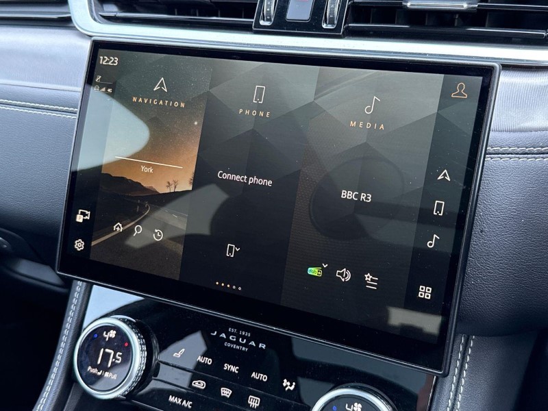 2023 (23) JAGUAR F-PACE 2.0 D200 R-Dynamic SE 5dr Auto AWD 5551949