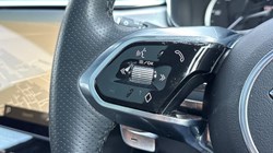 2023 (23) JAGUAR F-PACE 2.0 D200 R-Dynamic SE 5dr Auto AWD 5551947