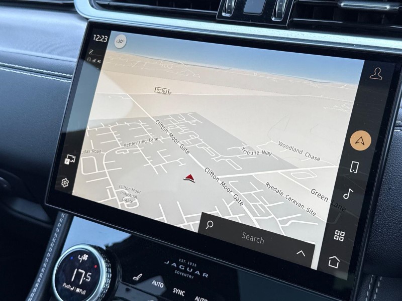 2023 (23) JAGUAR F-PACE 2.0 D200 R-Dynamic SE 5dr Auto AWD 5551930