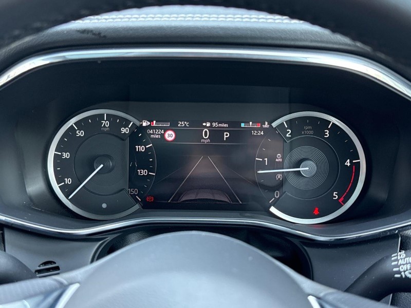 2023 (23) JAGUAR F-PACE 2.0 D200 R-Dynamic SE 5dr Auto AWD 5551935