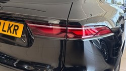 2023 (23) JAGUAR F-PACE 2.0 D200 R-Dynamic SE 5dr Auto AWD 5551965