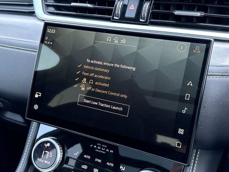 2023 (23) JAGUAR F-PACE 2.0 D200 R-Dynamic SE 5dr Auto AWD 5551952