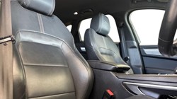 2022 (22) JAGUAR F-PACE 2.0 D200 R-Dynamic S 5dr Auto AWD 5570298