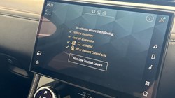 2022 (22) JAGUAR F-PACE 2.0 D200 R-Dynamic S 5dr Auto AWD 5570305