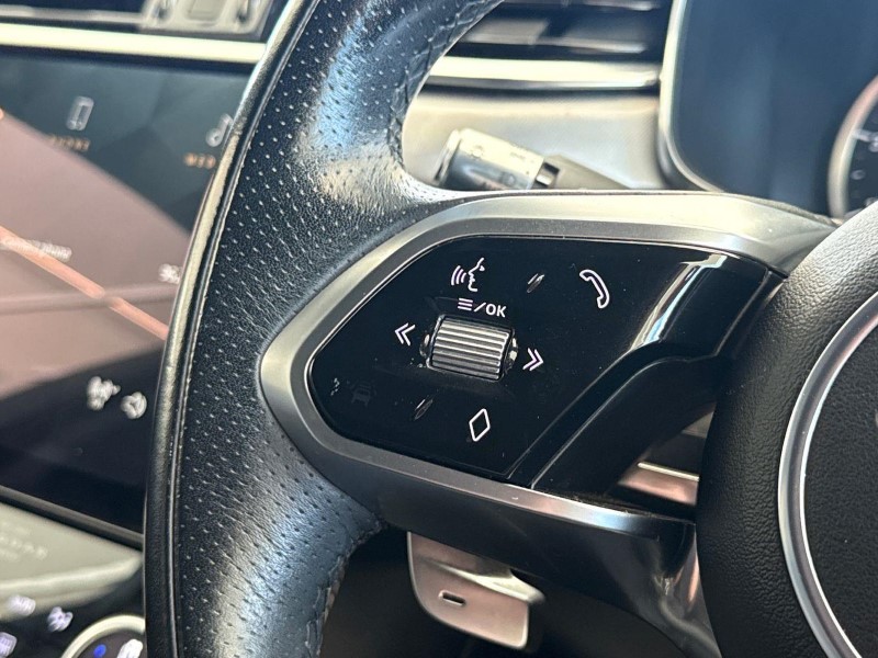 2022 (22) JAGUAR F-PACE 2.0 D200 R-Dynamic S 5dr Auto AWD 5570300