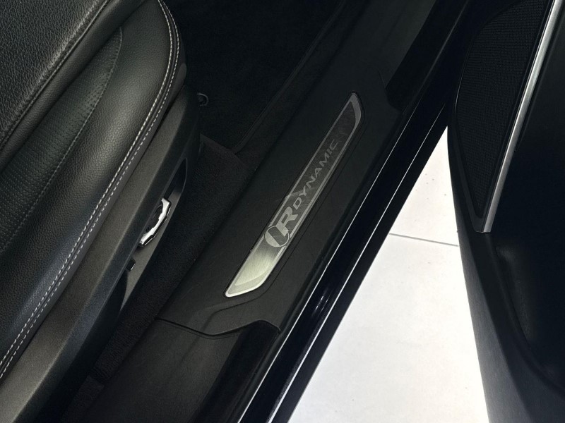 2022 (22) JAGUAR F-PACE 2.0 D200 R-Dynamic S 5dr Auto AWD 5570310