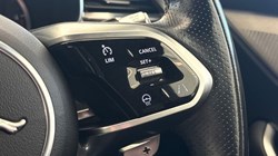 2022 (22) JAGUAR F-PACE 2.0 D200 R-Dynamic S 5dr Auto AWD 5570301