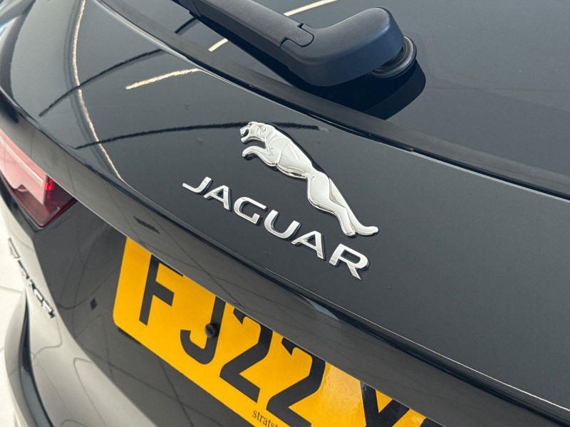 2022 (22) JAGUAR F-PACE 2.0 D200 R-Dynamic S 5dr Auto AWD 5570318