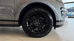 2022 (72) LAND ROVER RANGE ROVER EVOQUE 2.0 D200 Evoque Edition 5dr Auto 5558573