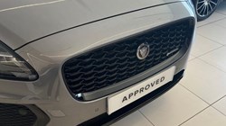 2023 (23) JAGUAR E-PACE 2.0 D200 R-Dynamic Black 5dr Auto 5550995