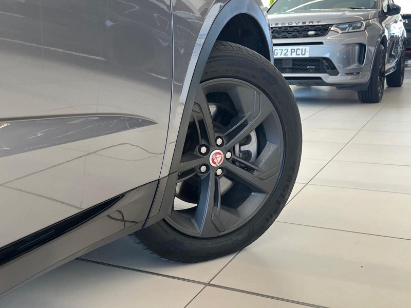 2023 (23) JAGUAR E-PACE 2.0 D200 R-Dynamic Black 5dr Auto 5551001
