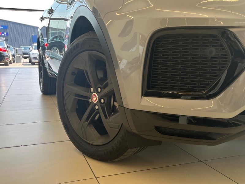 2023 (23) JAGUAR E-PACE 2.0 D200 R-Dynamic Black 5dr Auto 5550996