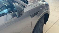 2023 (23) JAGUAR E-PACE 2.0 D200 R-Dynamic Black 5dr Auto 5550971