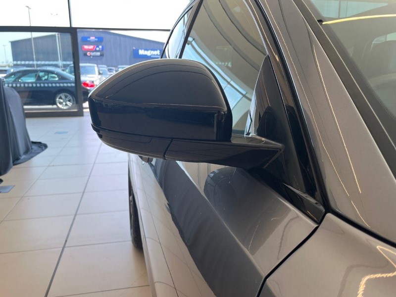 2023 (23) JAGUAR E-PACE 2.0 D200 R-Dynamic Black 5dr Auto 5551002