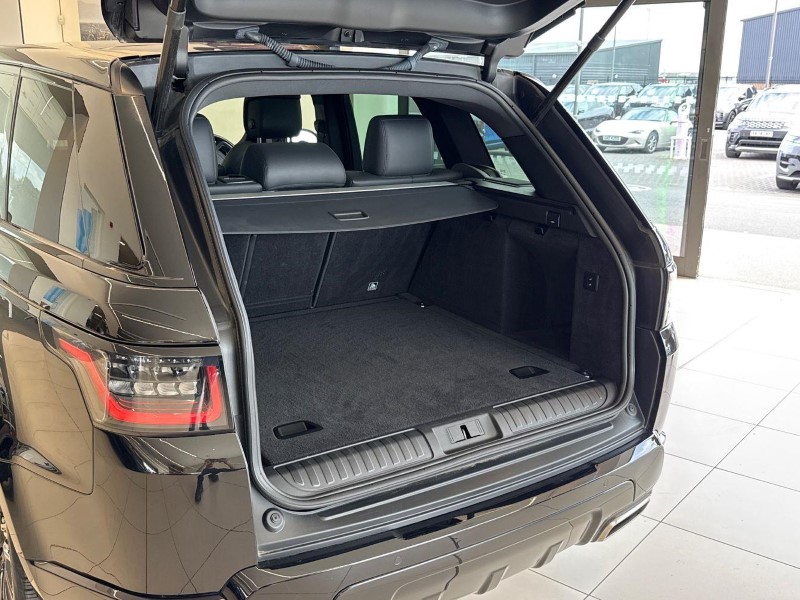 2022 (22) LAND ROVER RANGE ROVER SPORT 3.0 D300 HSE Dynamic Black 5dr Auto 5573851