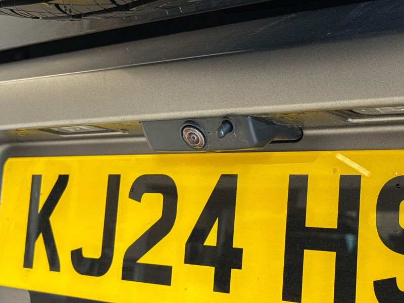 2024 (24) LAND ROVER DEFENDER 3.0 D250 X-Dynamic HSE 90 3dr Auto 5639077