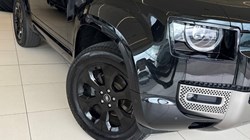 2024 (24) LAND ROVER DEFENDER 3.0 D250 X-Dynamic HSE 90 3dr Auto 5639078
