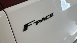 2022 (72) JAGUAR F-PACE 2.0 D200 R-Dynamic Black 5dr Auto AWD 5592437