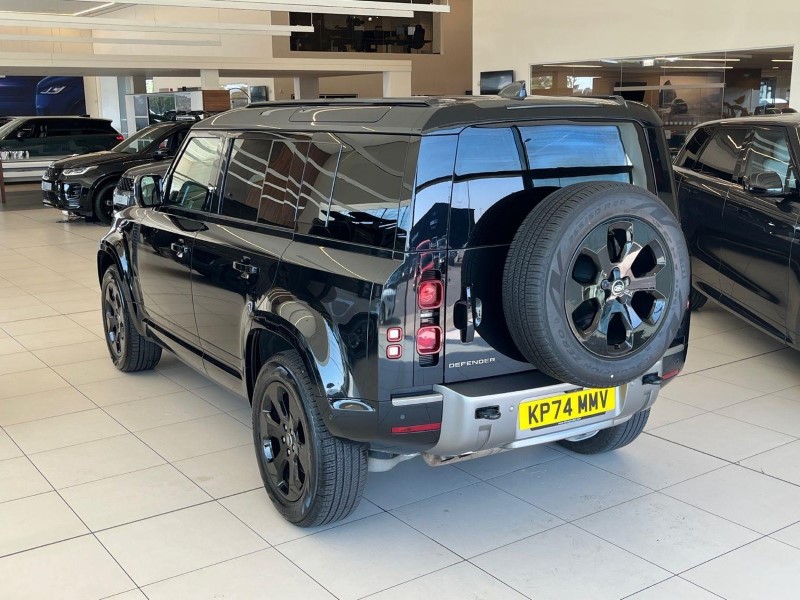 2024 (74) Defender 3.0 D350 X-dynamic SE 110 5Dr Auto [7 Seat] Estate 5593743