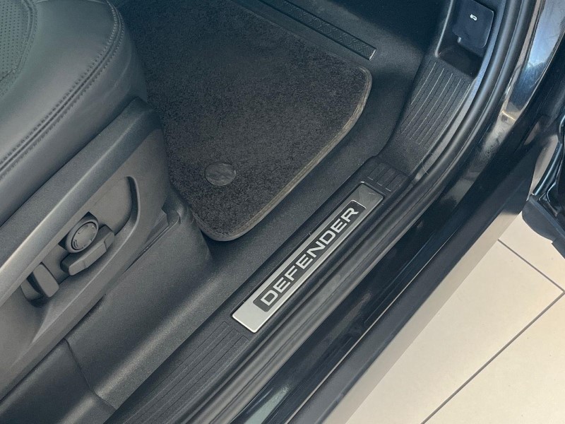 2024 (74) Defender 3.0 D350 X-dynamic SE 110 5Dr Auto [7 Seat] Estate 5593727