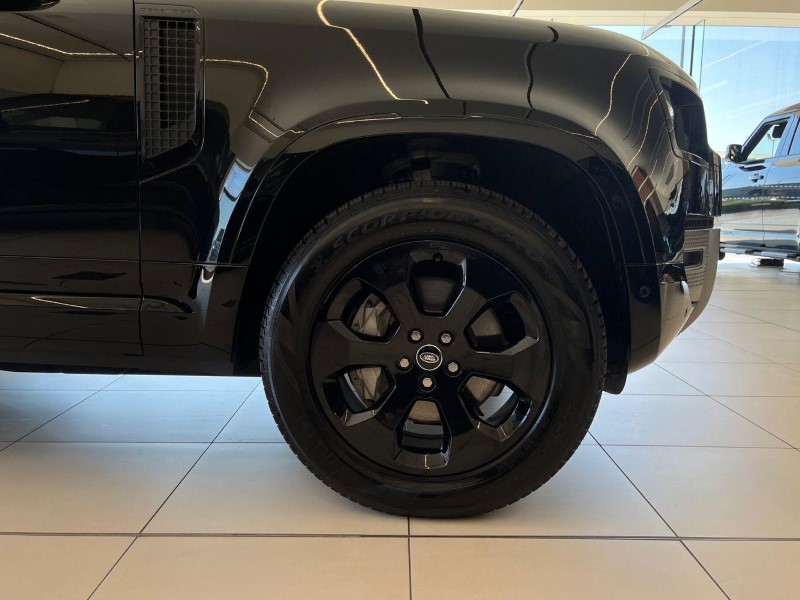 2024 (74) Defender 3.0 D350 X-dynamic SE 110 5Dr Auto [7 Seat] Estate 5593693
