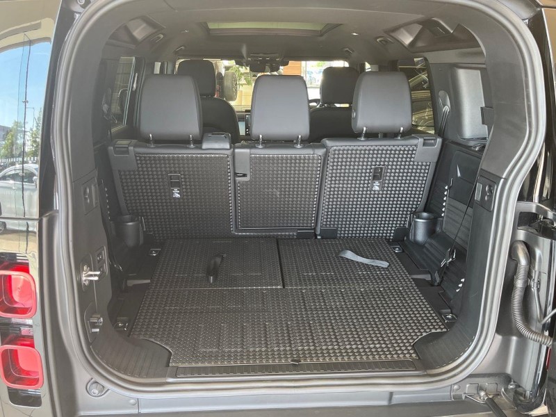2024 (74) Defender 3.0 D350 X-dynamic SE 110 5Dr Auto [7 Seat] Estate 5593695