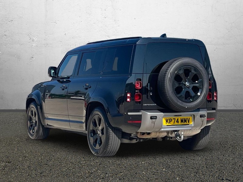 2024 (74) Defender 3.0 D350 X-dynamic SE 110 5Dr Auto [7 Seat] Estate 5593687