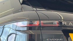 2021 (21) LAND ROVER RANGE ROVER EVOQUE 2.0 D200 R-Dynamic SE 5dr Auto 5556200