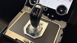 2021 (21) LAND ROVER RANGE ROVER EVOQUE 2.0 D200 R-Dynamic SE 5dr Auto 5556194