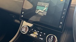 2024 (24) JAGUAR F-PACE 2.0 D200 R-Dynamic SE 5dr Auto AWD 5575860