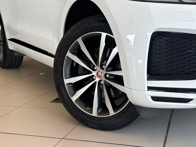 2024 (24) JAGUAR F-PACE 2.0 D200 R-Dynamic SE 5dr Auto AWD 5575873