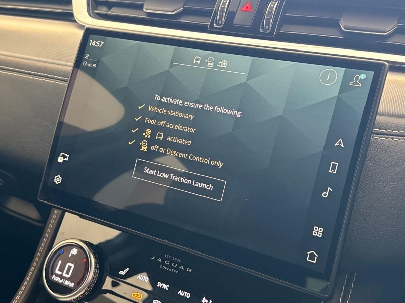 2024 (24) JAGUAR F-PACE 2.0 D200 R-Dynamic SE 5dr Auto AWD 5575861