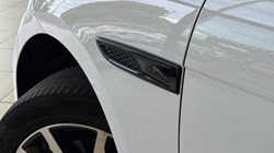 2024 (24) JAGUAR F-PACE 2.0 D200 R-Dynamic SE 5dr Auto AWD 5575849