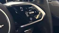 2024 (24) JAGUAR F-PACE 2.0 D200 R-Dynamic SE 5dr Auto AWD 5575857