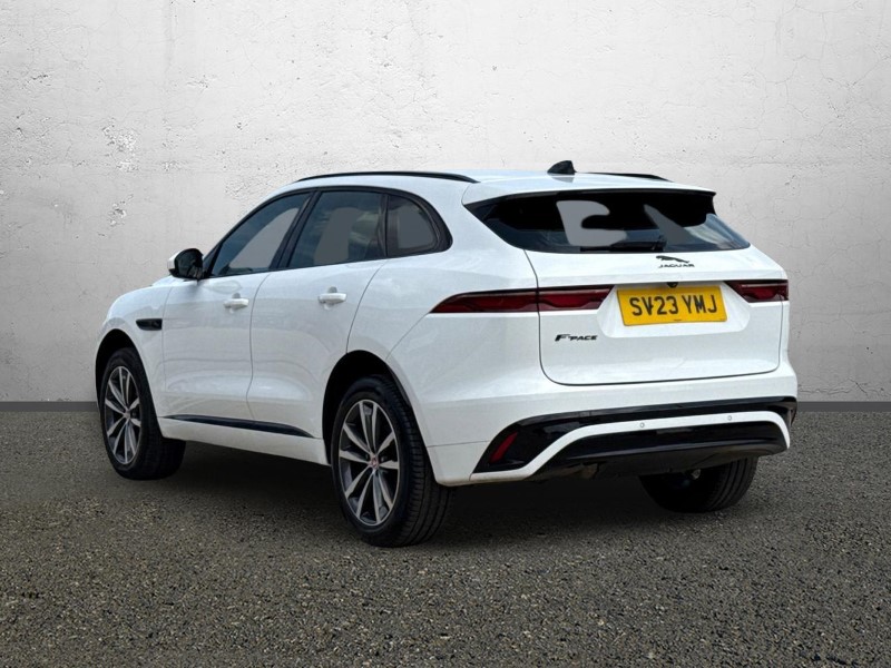 2024 (24) JAGUAR F-PACE 2.0 D200 R-Dynamic SE 5dr Auto AWD 1