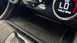 2024 (24) JAGUAR F-PACE 2.0 D200 R-Dynamic SE 5dr Auto AWD 5575864