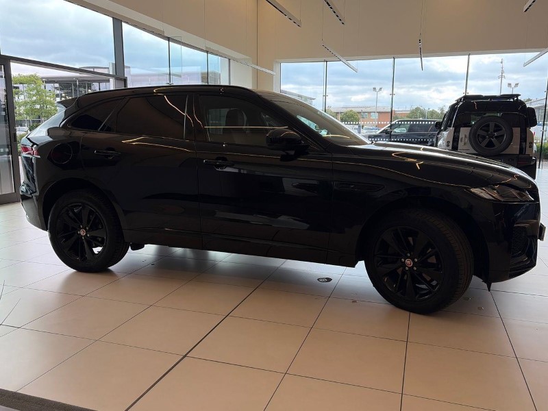 2023 (72) JAGUAR F-PACE 2.0 D200 R-Dynamic SE 5dr Auto AWD 5572700
