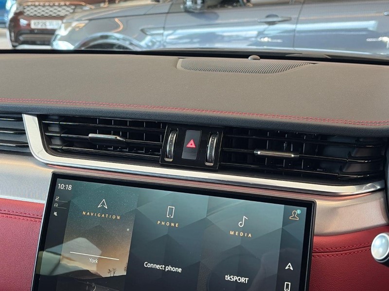 2023 (72) JAGUAR F-PACE 2.0 D200 R-Dynamic SE 5dr Auto AWD 5572676