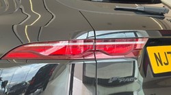 2023 (72) JAGUAR F-PACE 2.0 D200 R-Dynamic SE 5dr Auto AWD 5572659