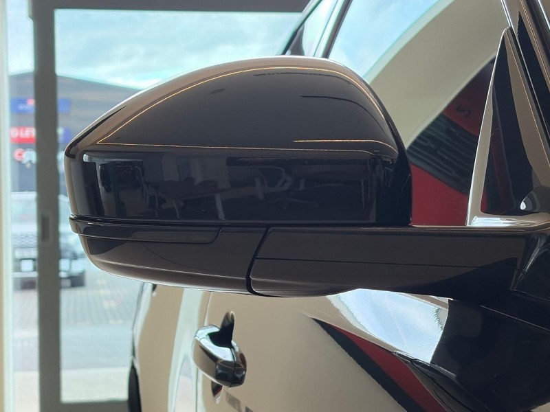 2023 (72) JAGUAR F-PACE 2.0 D200 R-Dynamic SE 5dr Auto AWD 5572692