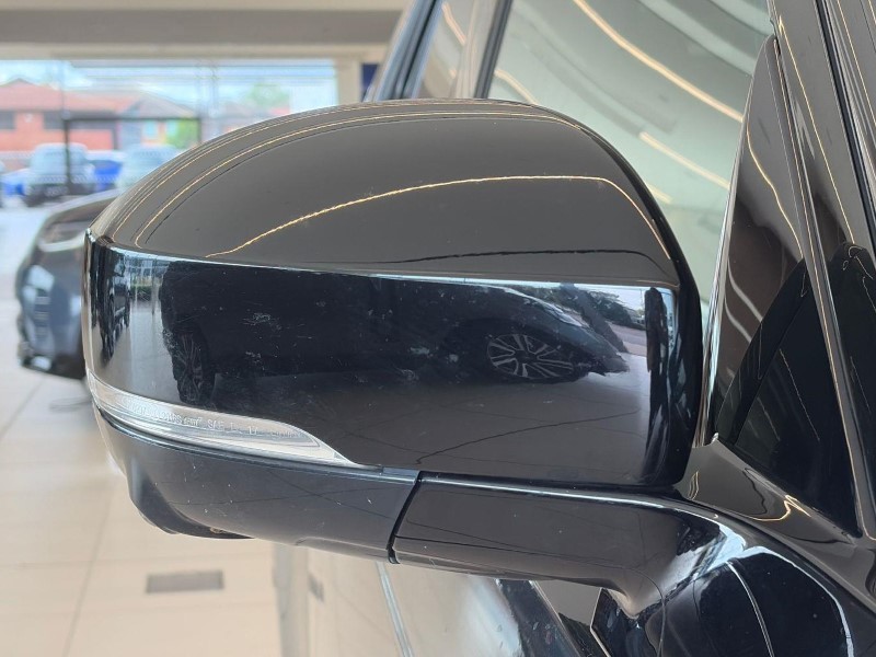 2023 (23) LAND ROVER DISCOVERY 3.0 D300 R-Dynamic SE 5dr Auto 5563187