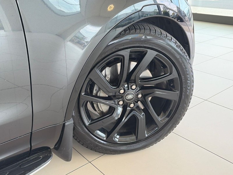 2023 (23) LAND ROVER DISCOVERY 3.0 D300 R-Dynamic SE 5dr Auto 5563186
