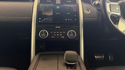 2023 (23) LAND ROVER DISCOVERY 3.0 D300 R-Dynamic SE 5dr Auto 5563148