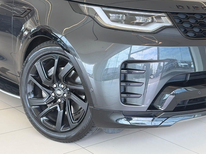 2023 (23) LAND ROVER DISCOVERY 3.0 D300 R-Dynamic SE 5dr Auto 5563179