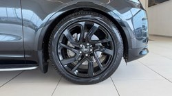 2023 (23) LAND ROVER DISCOVERY 3.0 D300 R-Dynamic SE 5dr Auto 5563142